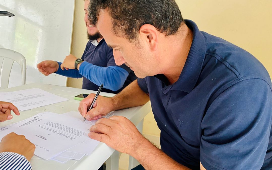 Firman Acuerdos de Conservación para proteger el Bosque Alto Andino en Chaparral, Tolima